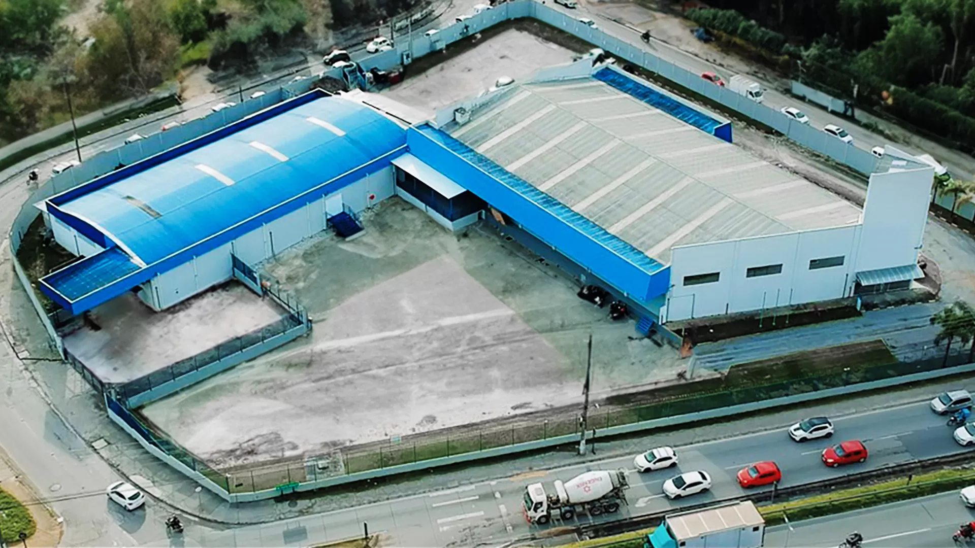 Estamos em Santa Catarina – Brasil, contamos com unidade fabril de 8.000 m2 e equipe multidisciplinar para a melhor eficiência operacional. Nossa indústria está habilitada a produzir dentro do Processo Produtivo Básico (PPB).